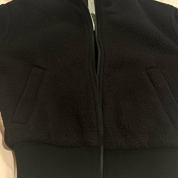 ALO Yoga micro Sherpa destiny jacket - Picture 6 of 6